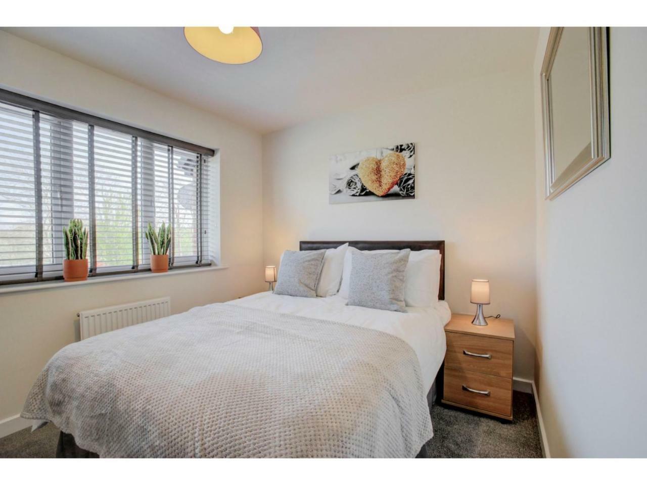 Newly Built, Splendid House For 5 In Manchester! 외부 사진