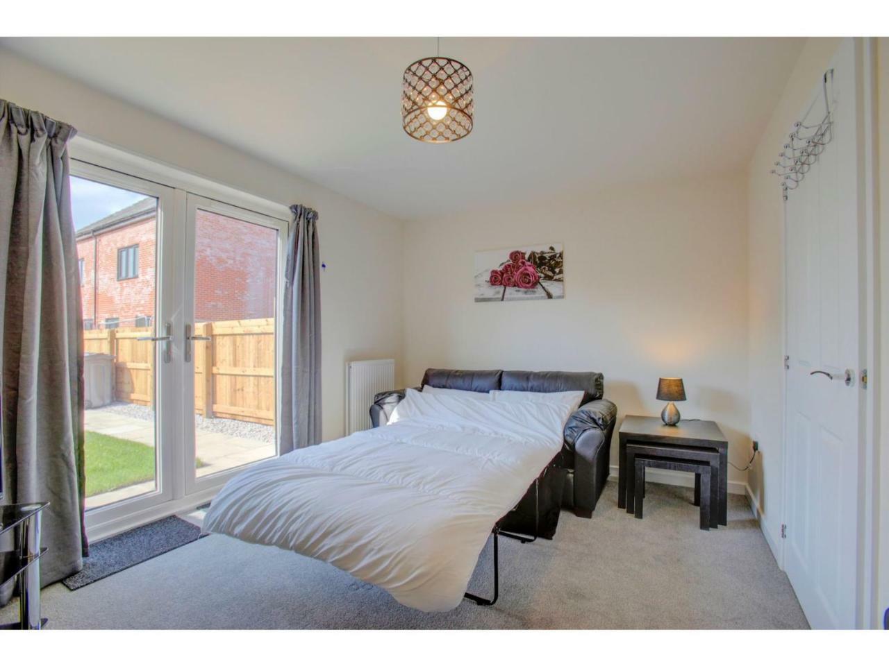 Newly Built, Splendid House For 5 In Manchester! 외부 사진