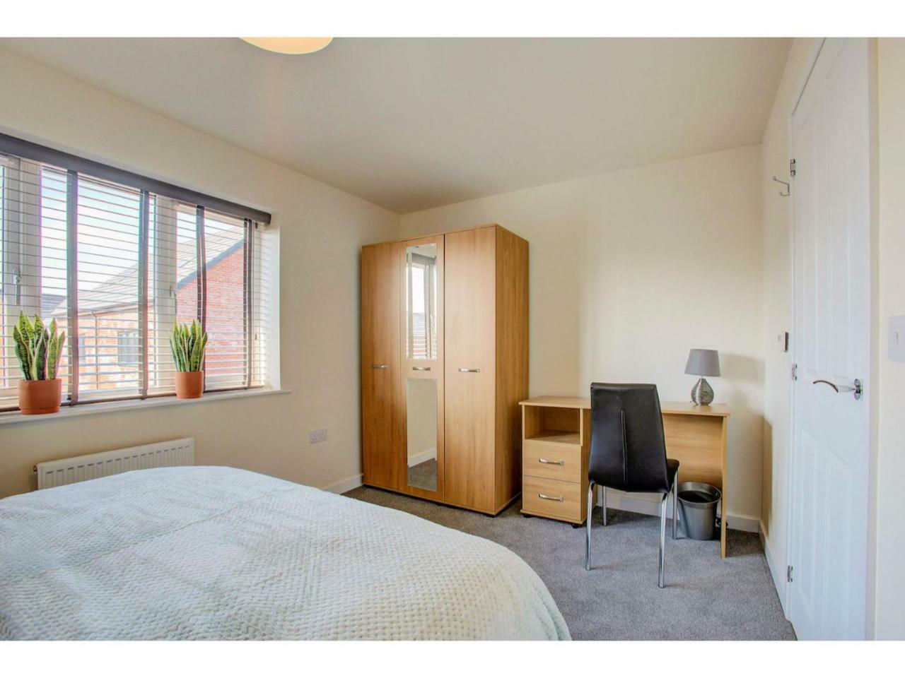 Newly Built, Splendid House For 5 In Manchester! 외부 사진