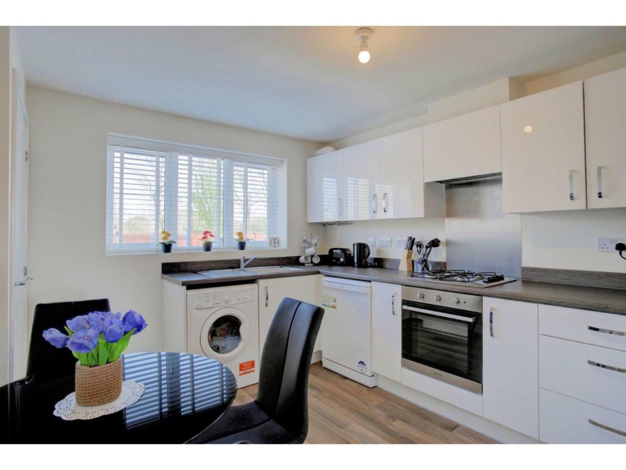 Newly Built, Splendid House For 5 In Manchester! 외부 사진